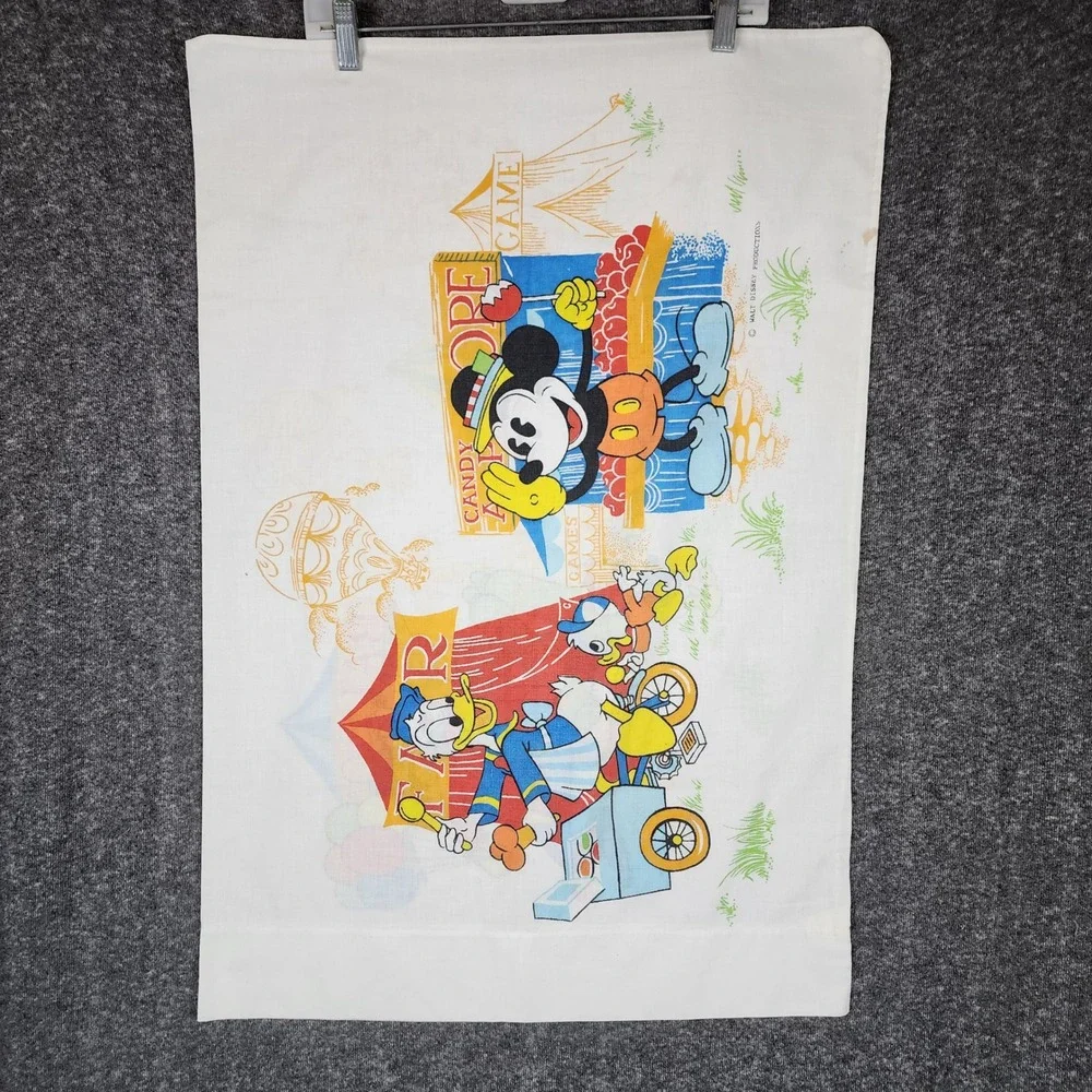 Walt Disney Pillowcase Unisex 30x20 Carnival Mickey Donald Goofy White Vintage